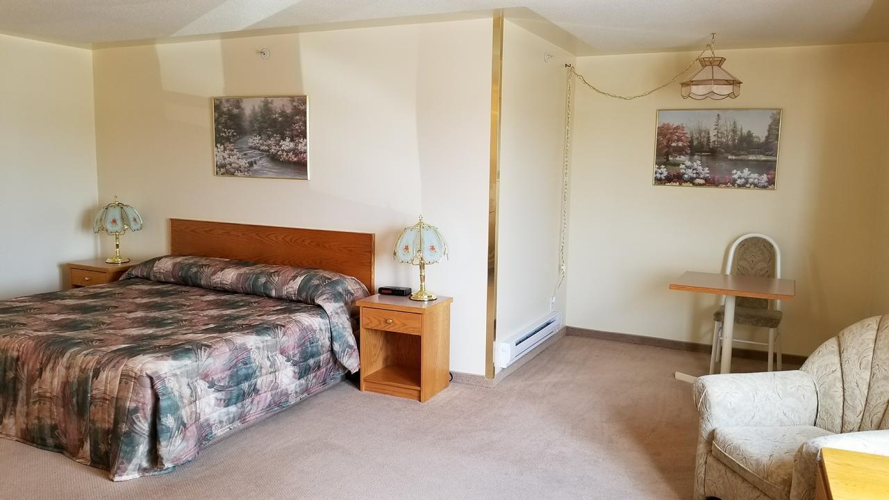 Western Budget Motel Cold Lake Eksteriør billede